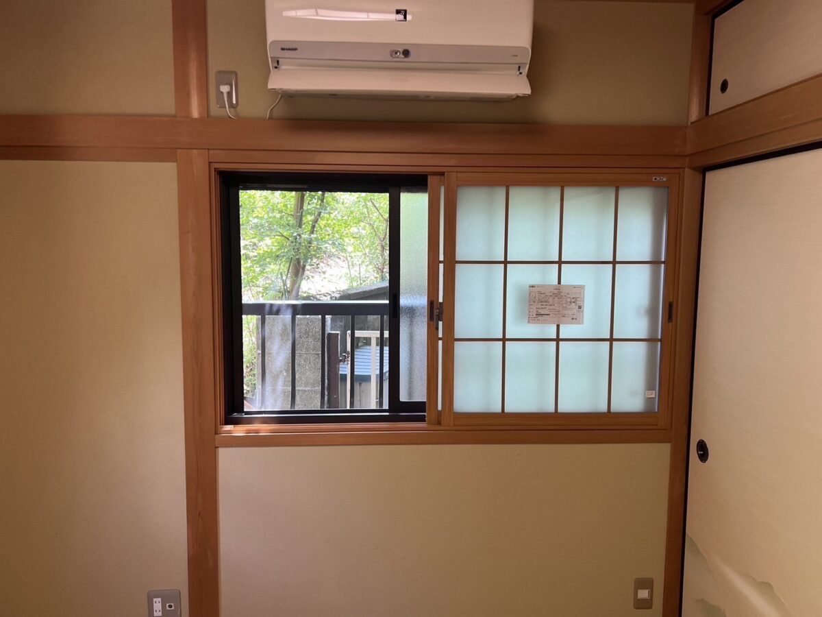 和紙調格子で、お部屋に温かみをプラス!インプラスで窓まわりリフォーム